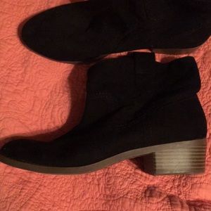 Ankle boots